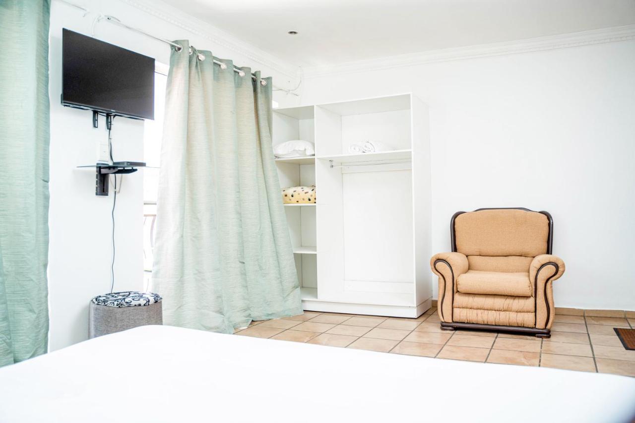Lancaster Guest House Боксбург Екстериор снимка